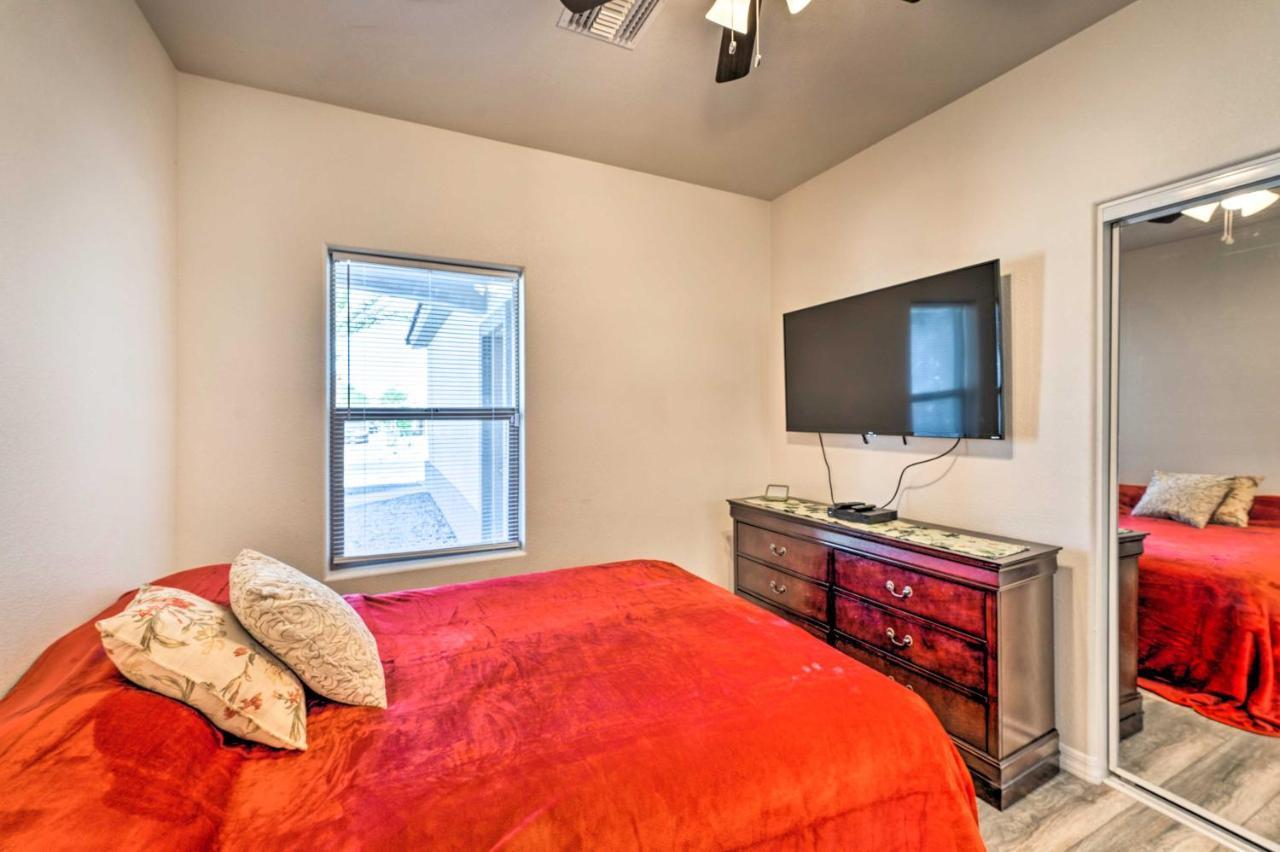Pet-Friendly Retreat - 1 Block To Colorado River! Bullhead City Dış mekan fotoğraf